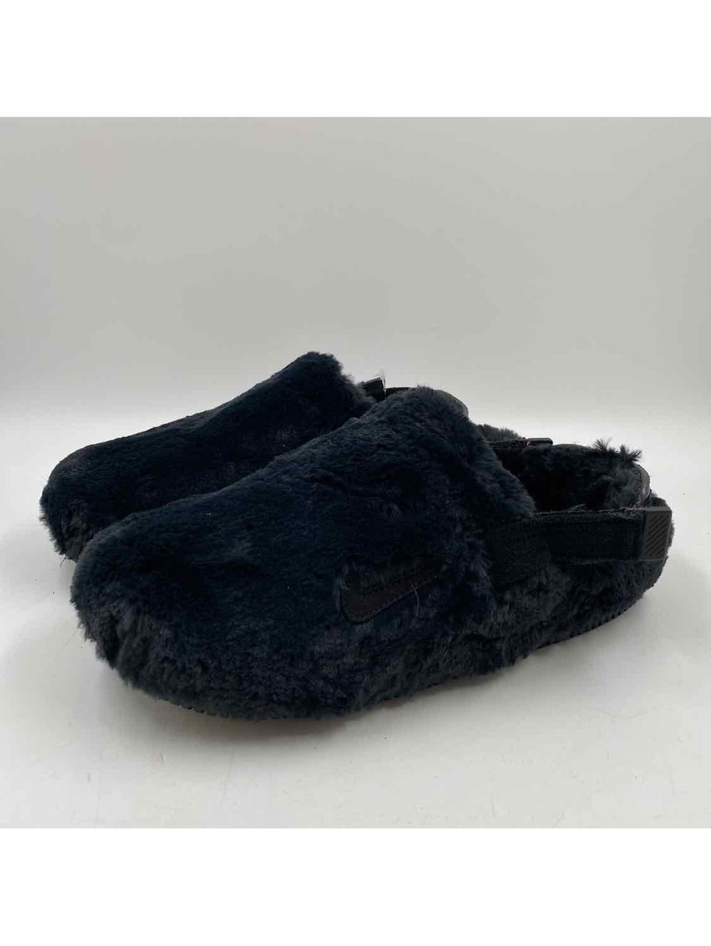 Nike Women's Shoe Size 9 Black Plush Mules